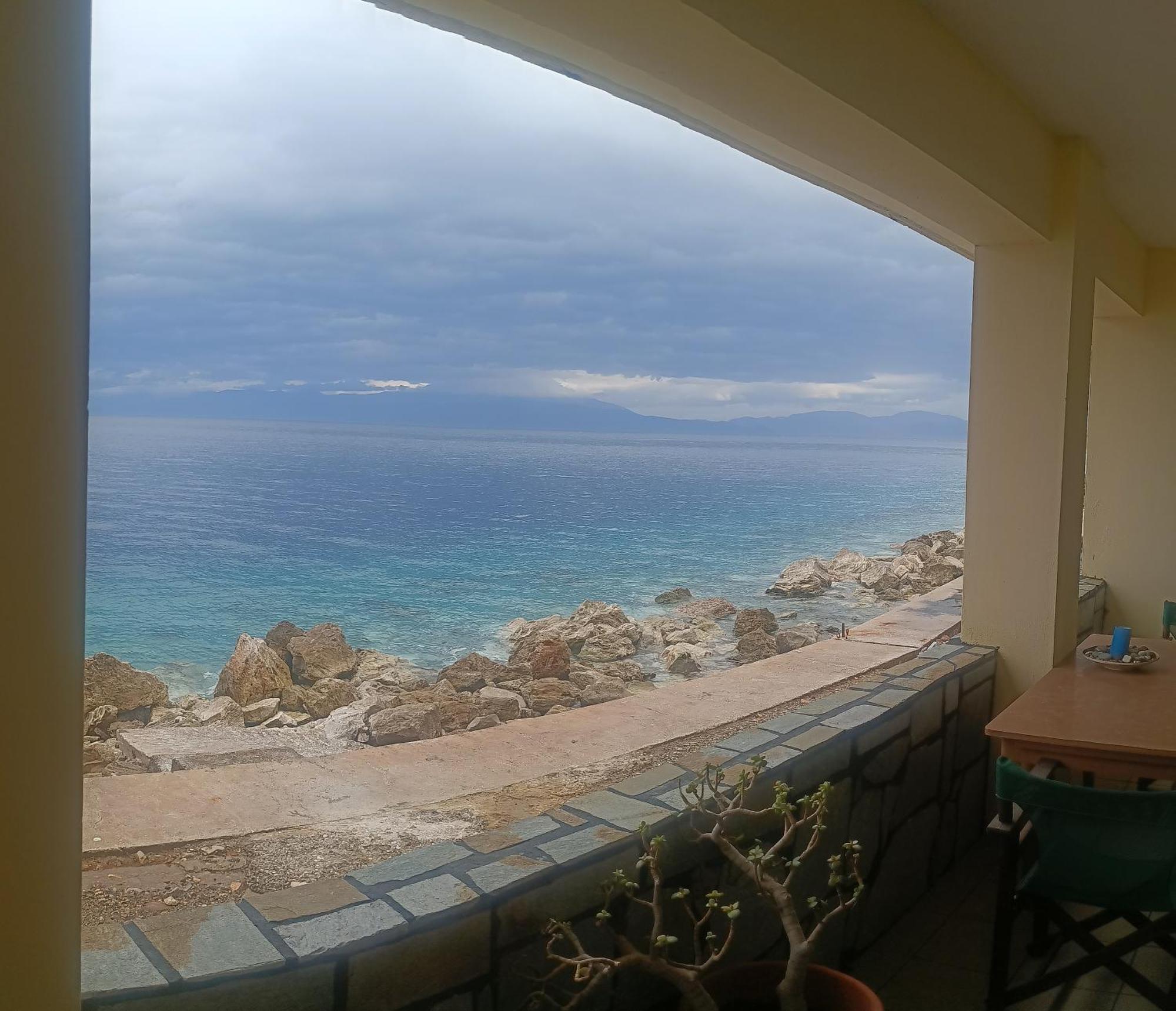 House Next To The Sea Side Apartment แดร์เวนี ภายนอก รูปภาพ